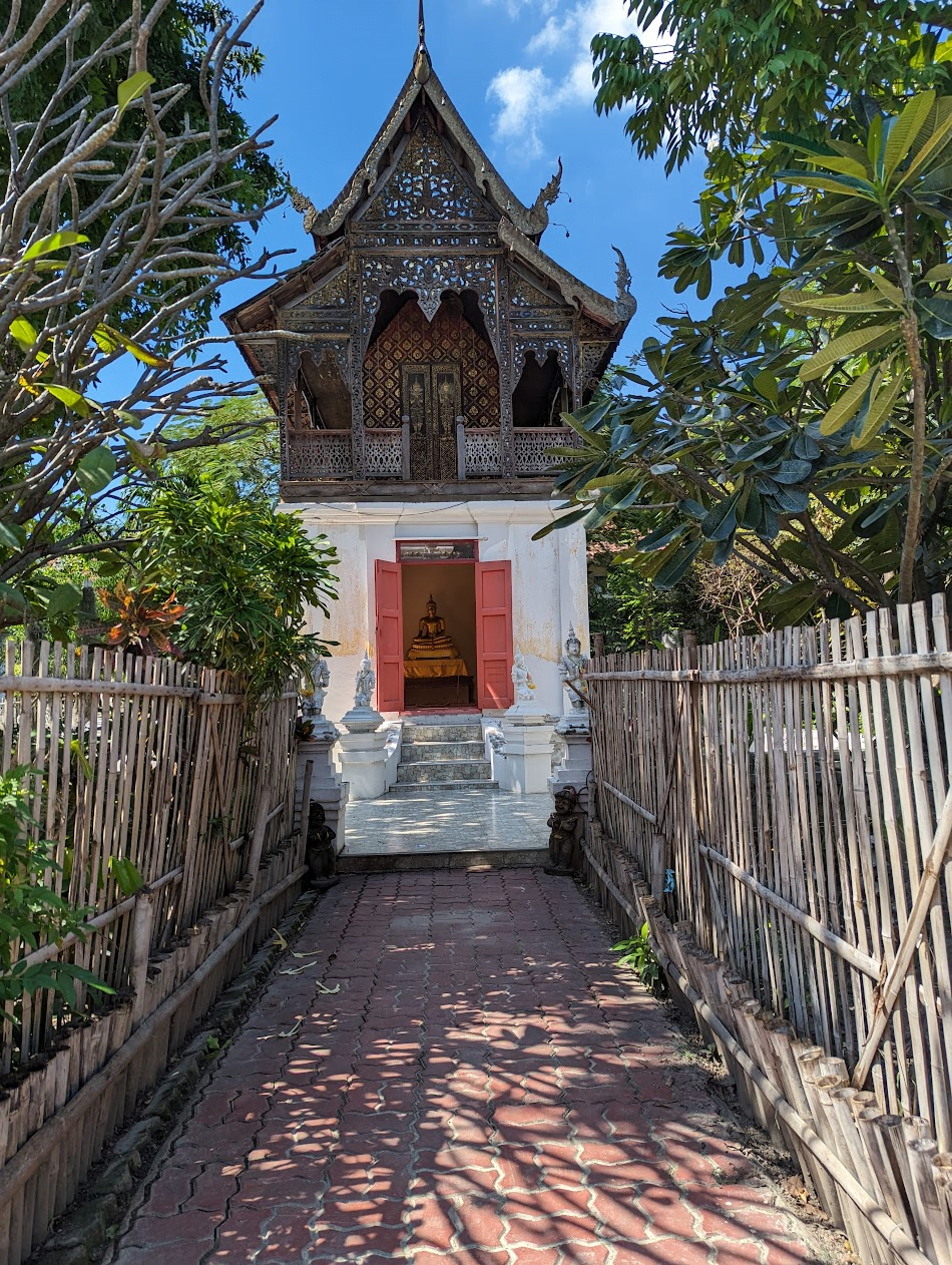 Świątynie Chiang Mai: Tajemnicze i fascynujące miejsca kultu 29